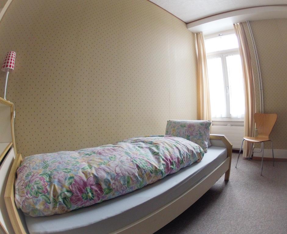 Basicrooms Hotel Unterseen Номер фото